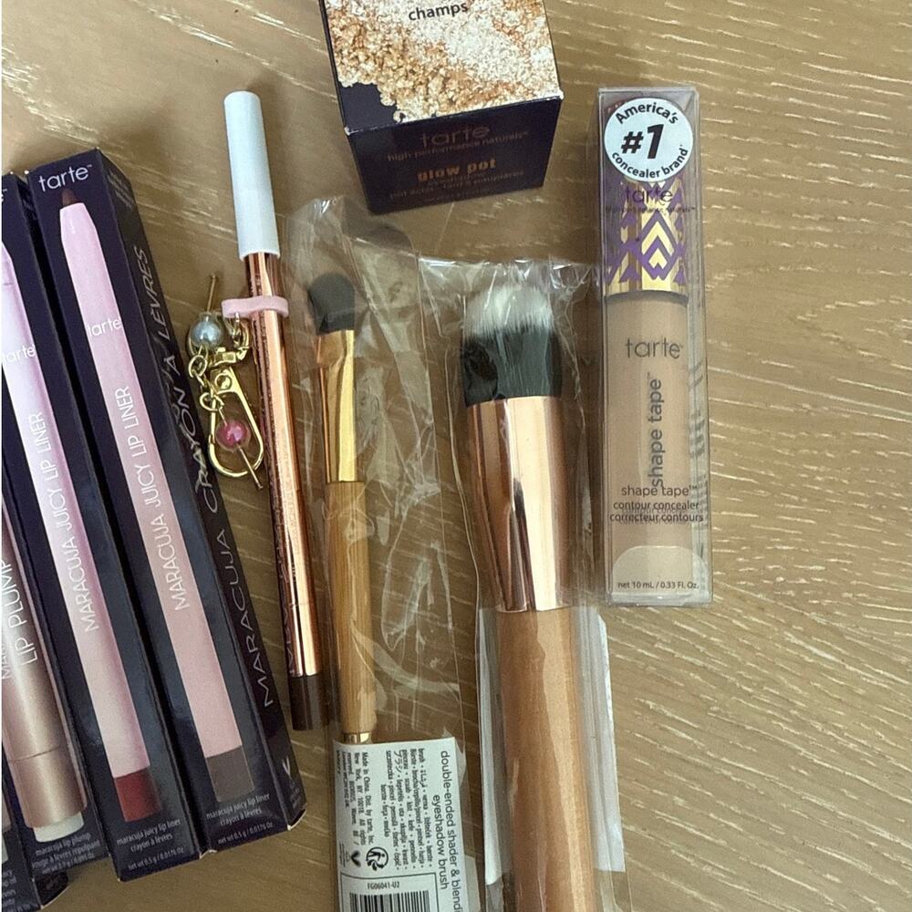 Tarte Bundle Lips Eyes Brushes 11 Items - Picture 3 of 3